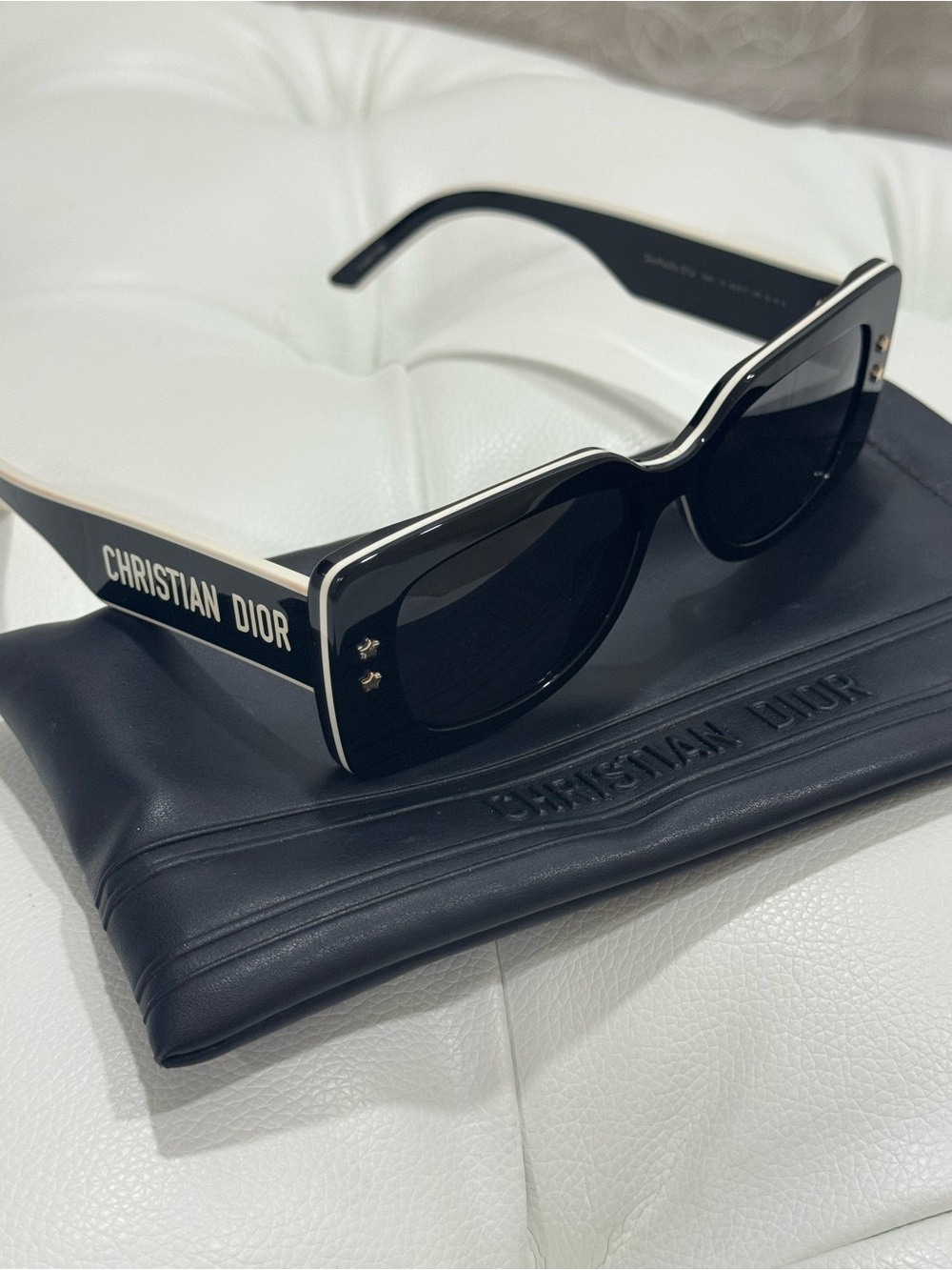 Dior Black Rectangular Sunglasses - Picture 6 of 6
